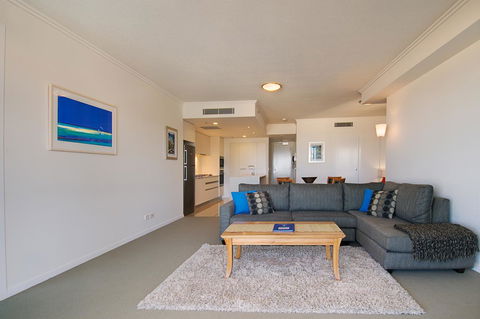 Reflections Tower Two - Hotel Accommodation 11