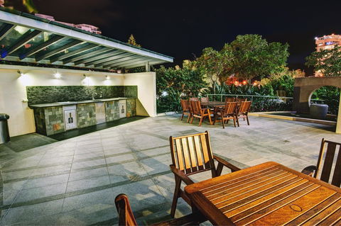 Reflections Tower Two - Hotel Accommodation 24