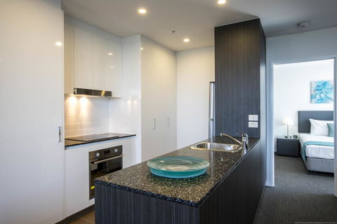 Synergy Broadbeach - Official - Hotel Accommodation 1