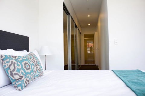 Synergy Broadbeach - Official - Hotel Accommodation 16