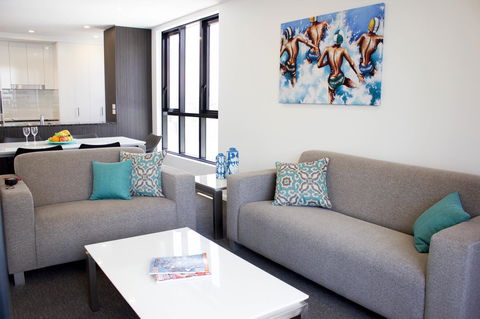 Synergy Broadbeach - Official - Hotel Accommodation 10