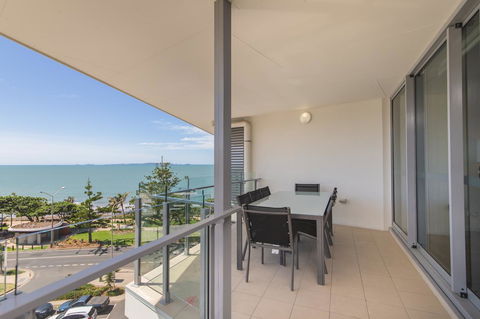 Salt Yeppoon - Hotel Accommodation 2
