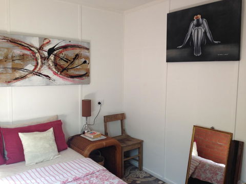 XYL Pets Friendly Seaside Boutique Guesthouse - Hotel Accommodation 13