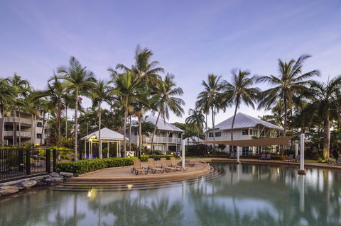 Coral Sands Beachfront Resort - Hotel Accommodation 12