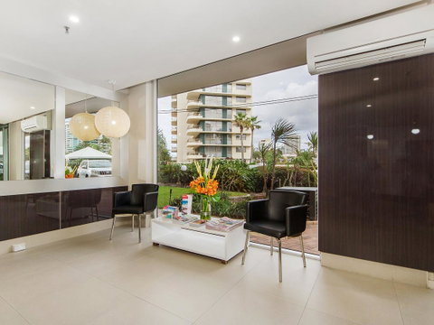 Sunbird Beach Resort Main Beach - Hotel Accommodation 44