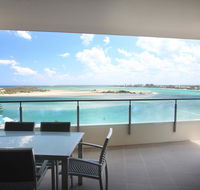 Monaco Caloundra - Hotel Accommodation