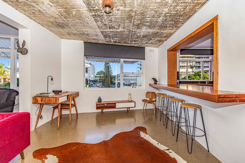 The Pink Hotel Coolangatta - Hotel Accommodation 5