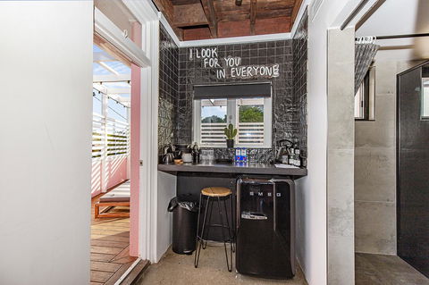 The Pink Hotel Coolangatta - Hotel Accommodation 32