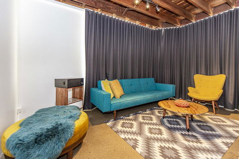 The Pink Hotel Coolangatta - Hotel Accommodation 21