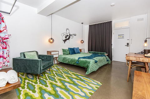 The Pink Hotel Coolangatta - Hotel Accommodation 28