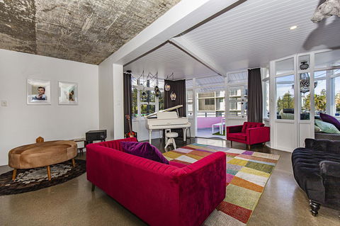 The Pink Hotel Coolangatta - Hotel Accommodation 7