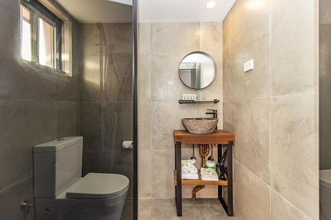 The Pink Hotel Coolangatta - Hotel Accommodation 31