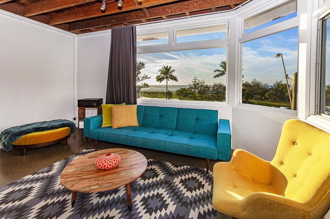 The Pink Hotel Coolangatta - Hotel Accommodation 16