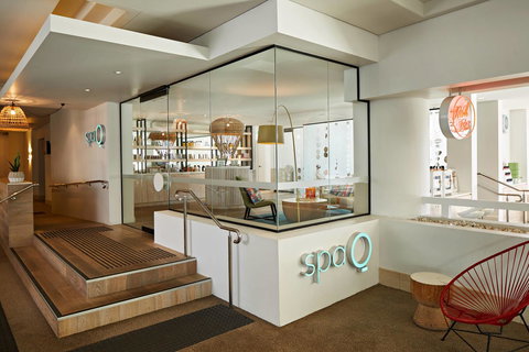 QT Gold Coast - Hotel Accommodation 17