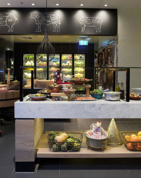 QT Gold Coast - Hotel Accommodation 15