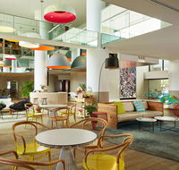 QT Gold Coast - Hotel Accommodation