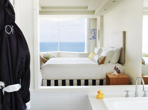 QT Gold Coast - Hotel Accommodation 10