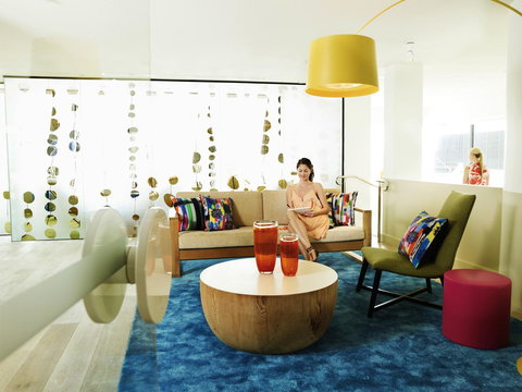 QT Gold Coast - Hotel Accommodation 19