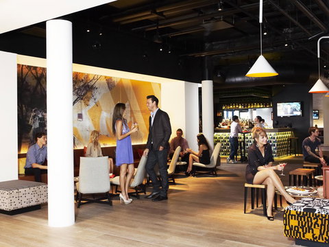 QT Gold Coast - Hotel Accommodation 39