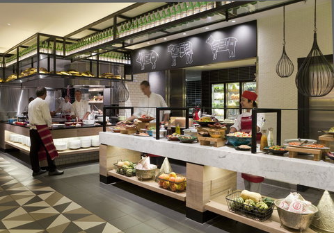 QT Gold Coast - Hotel Accommodation 12