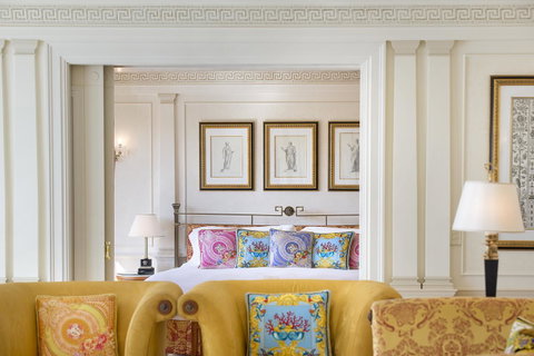 Imperial Hotel Gold Coast - Hotel Accommodation 20