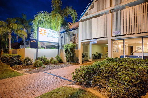 At The Sound Noosa Motel - Hotel Accommodation 18