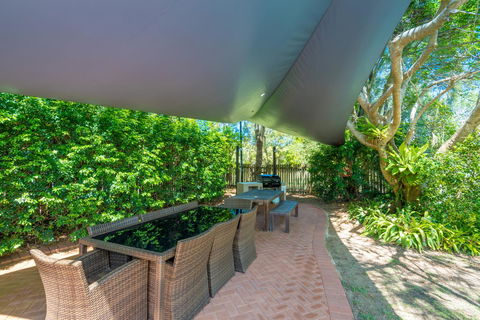 At The Sound Noosa Motel - Hotel Accommodation 8