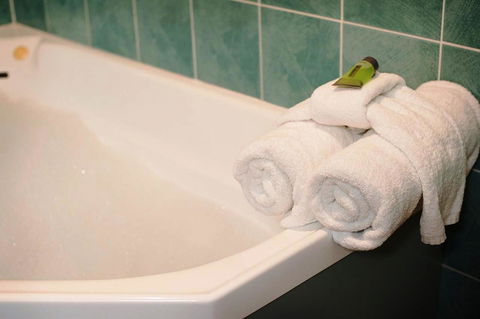 At The Sound Noosa Motel - Hotel Accommodation 31