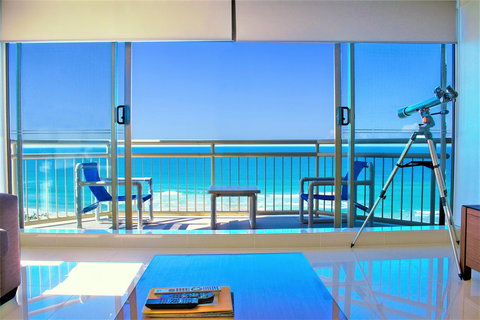 Seacrest Beachfront Apartments Surfers Paradise - Hotel Accommodation 0