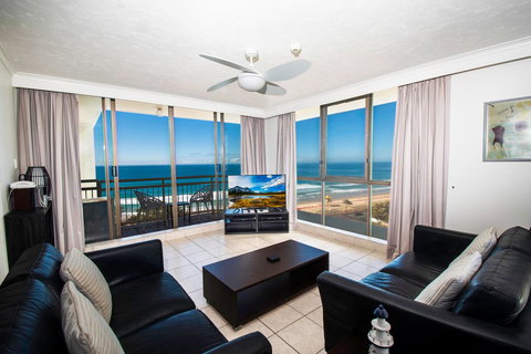 Seacrest Beachfront Apartments Surfers Paradise - Hotel Accommodation 24