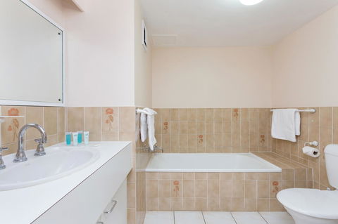 Capricornia Apartments - Hotel Accommodation 10