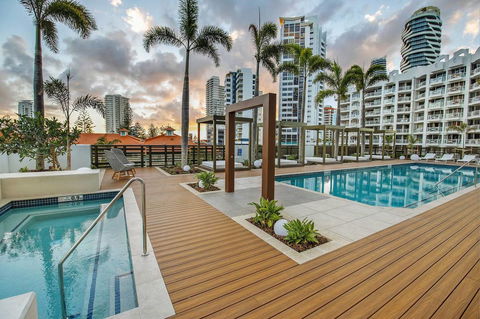 Qube Broadbeach Ocean View Apartments - Hotel Accommodation 38