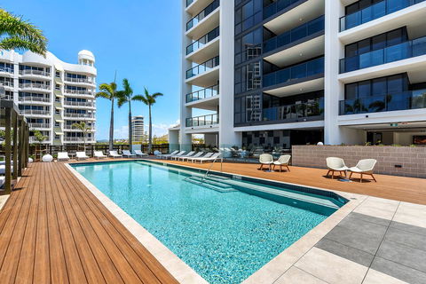 Qube Broadbeach Ocean View Apartments - Hotel Accommodation 9