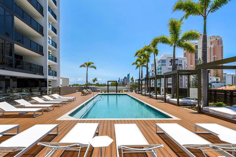 Qube Broadbeach Ocean View Apartments - Hotel Accommodation 17
