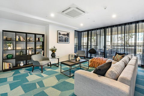 Qube Broadbeach Ocean View Apartments - Hotel Accommodation 14