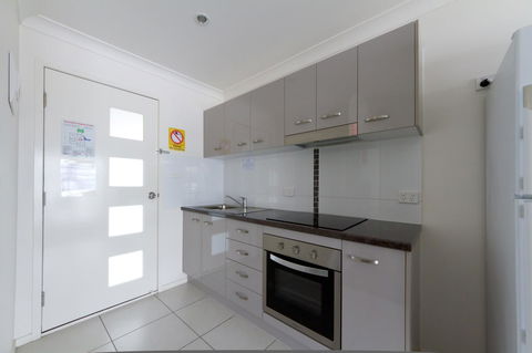 Rockhampton Serviced Apartments - Hotel Accommodation 20