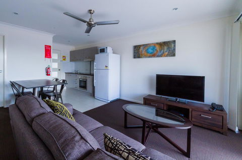 Rockhampton Serviced Apartments - Hotel Accommodation 18