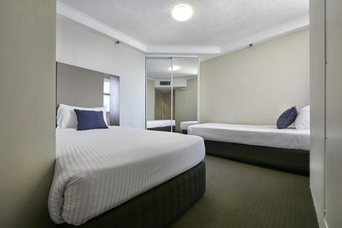 Novotel Surfers Paradise - Hotel Accommodation 12