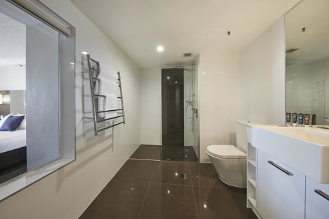 Novotel Surfers Paradise - Hotel Accommodation 30