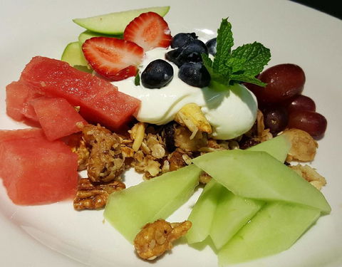 Ambassador On Ruthven - Hotel Accommodation 31