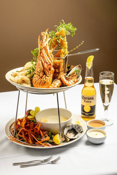 Ambassador On Ruthven - Hotel Accommodation 10