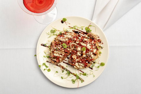 Ambassador On Ruthven - Hotel Accommodation 30