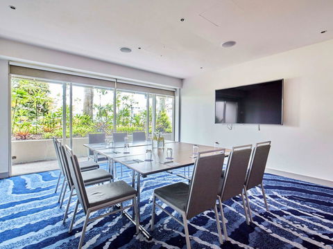 Novotel Cairns Oasis Resort - Hotel Accommodation 44