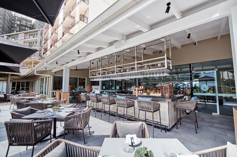 Novotel Cairns Oasis Resort - Hotel Accommodation 12