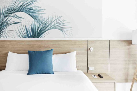 Novotel Cairns Oasis Resort - Hotel Accommodation 10
