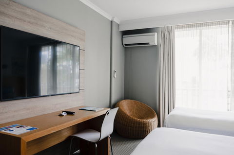 Novotel Cairns Oasis Resort - Hotel Accommodation 26
