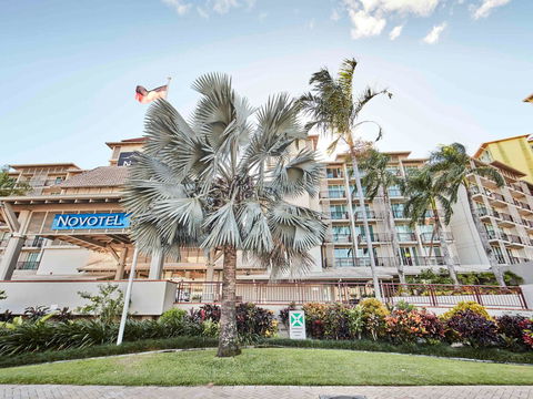 Novotel Cairns Oasis Resort - Hotel Accommodation 43