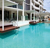 Waters Edge Apartment Cairns - Hotel Accommodation