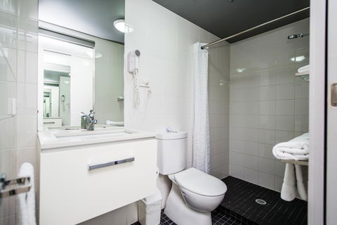 George Williams Hotel - Hotel Accommodation 43