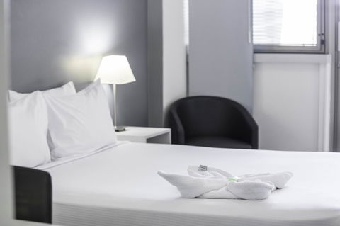 George Williams Hotel - Hotel Accommodation 13